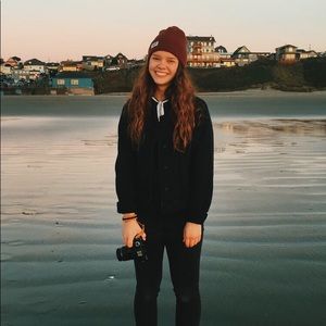 Meet your Posher, Anna